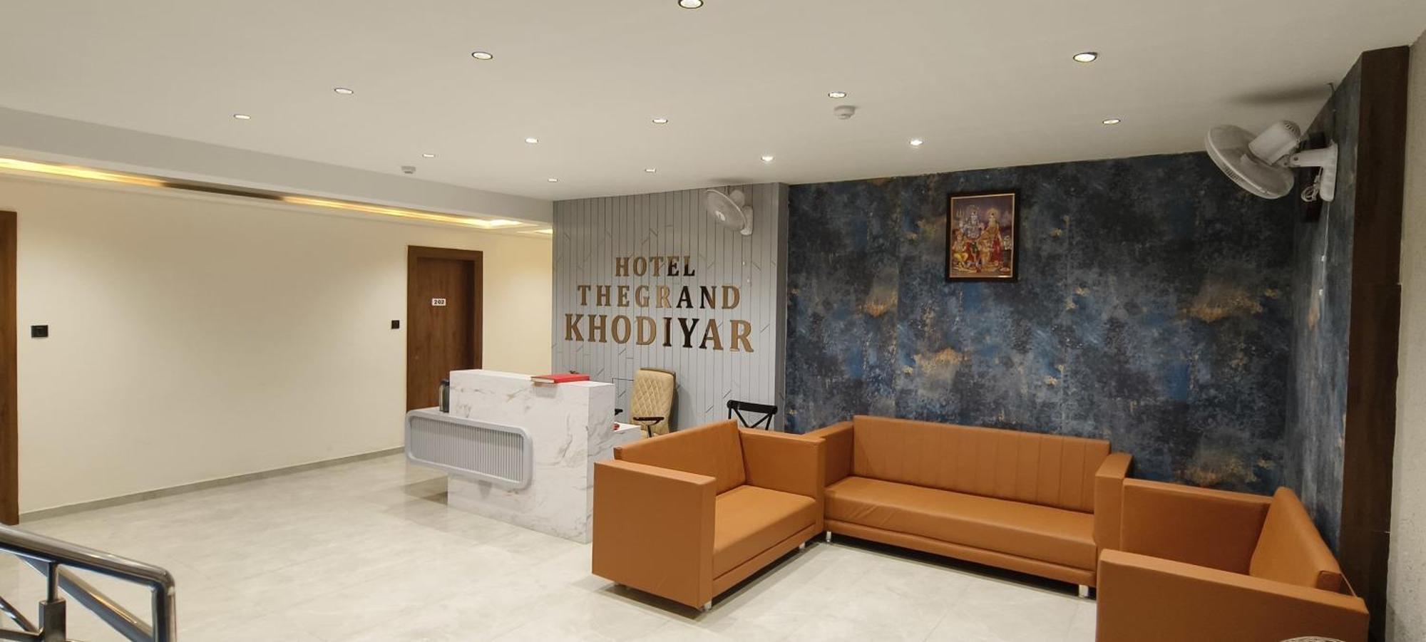 Hotel The Grand Khodiyar Visnagar Exteriér fotografie
