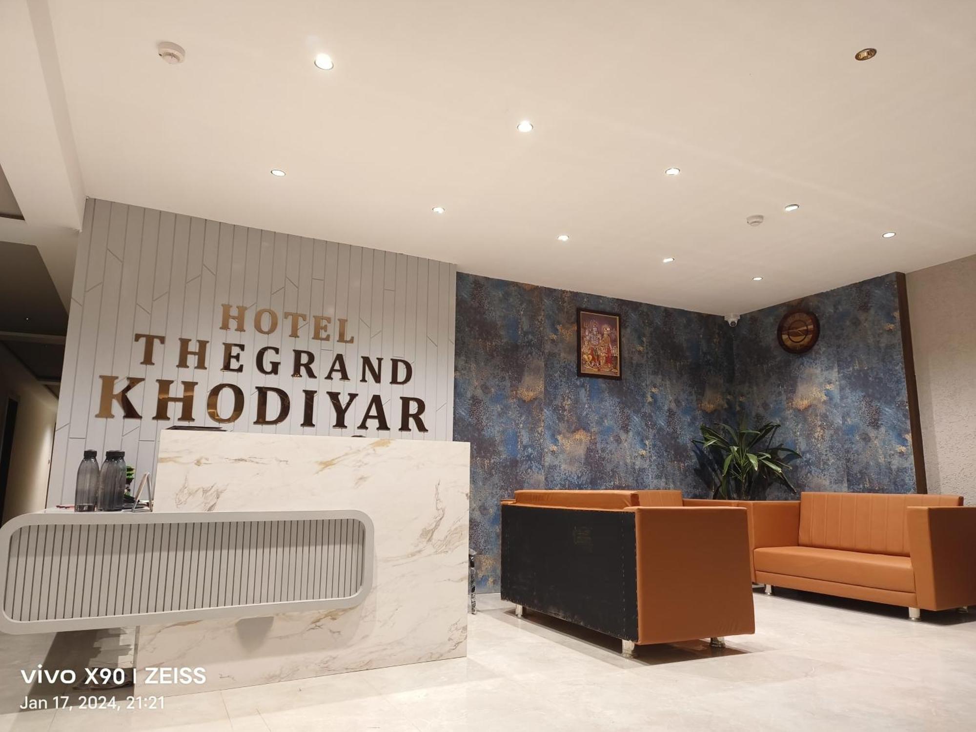 Hotel The Grand Khodiyar Visnagar Exteriér fotografie