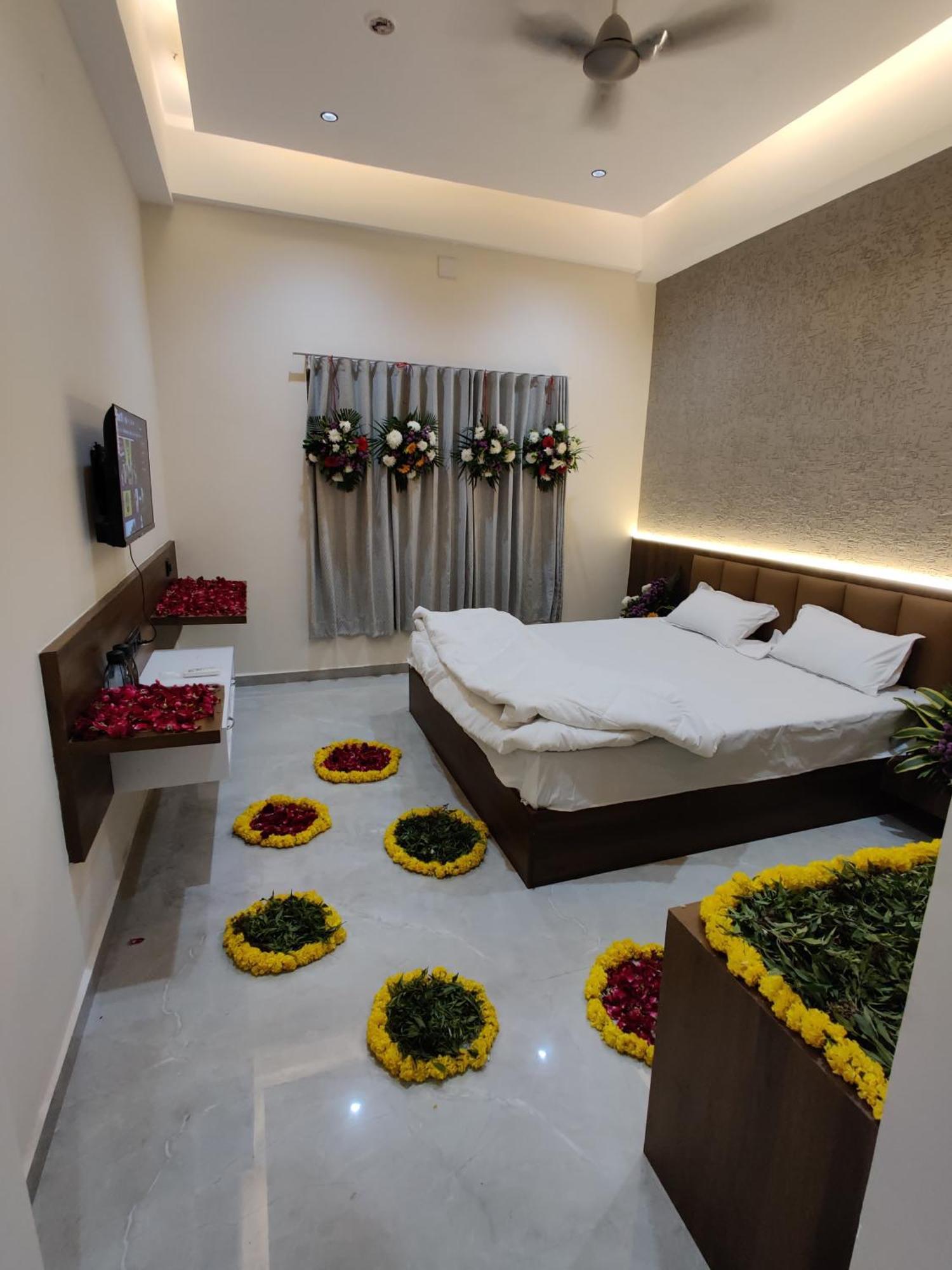 Hotel The Grand Khodiyar Visnagar Exteriér fotografie